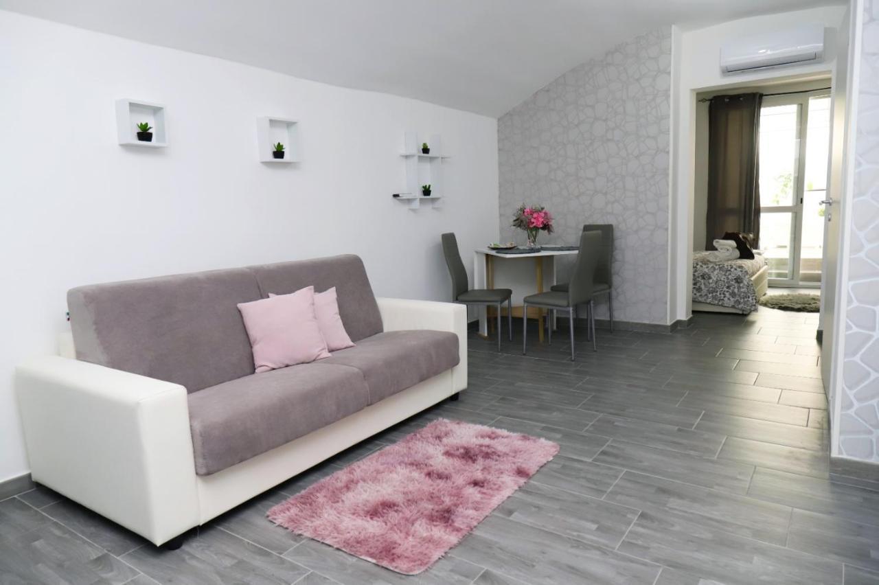 Suite Nicolai 165 Бари Экстерьер фото