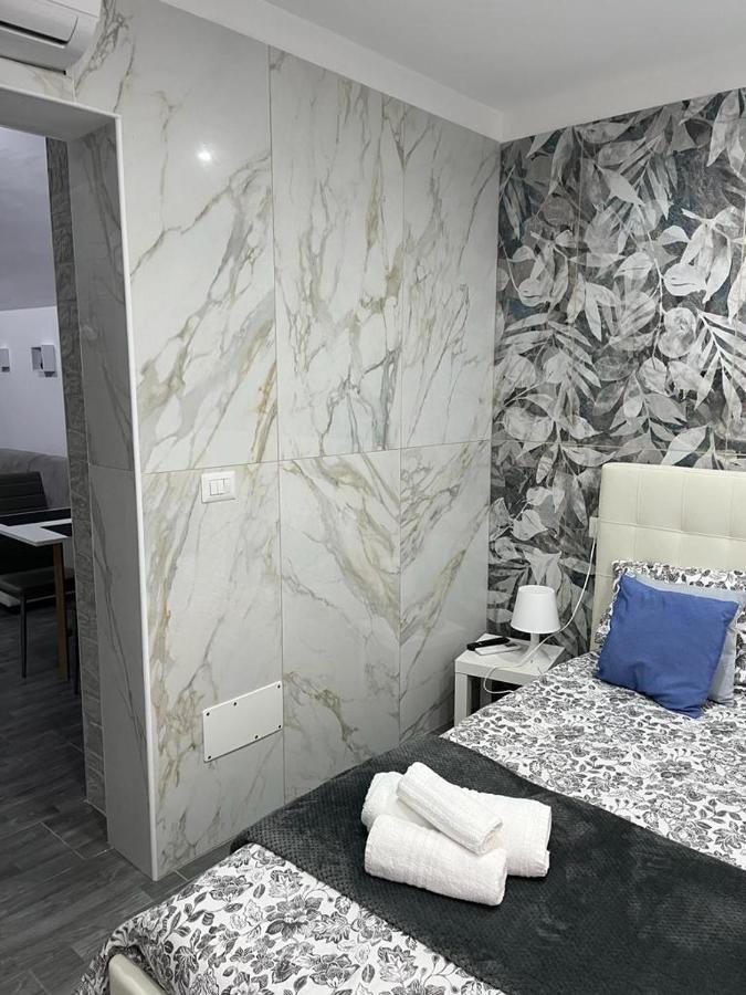 Suite Nicolai 165 Бари Экстерьер фото